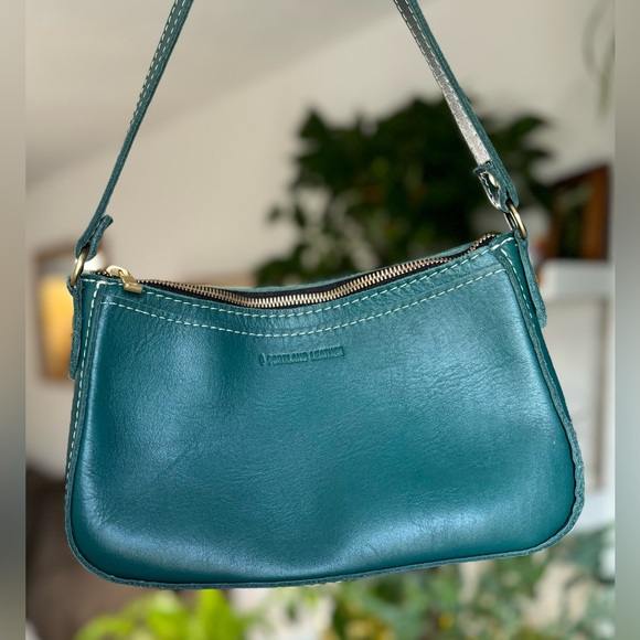 Portland Leather Goods Peacock Baguette - Picture 3 of 8